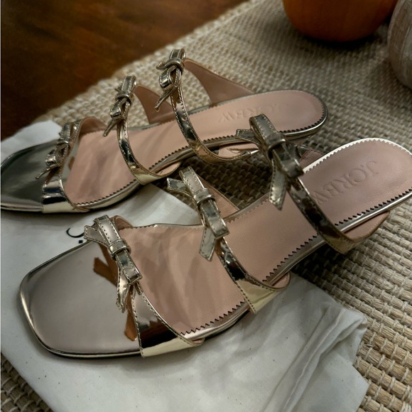 NWT J. Crew Zadie Triple Bow Gold Metallic Kitten Heels - Picture 2 of 9